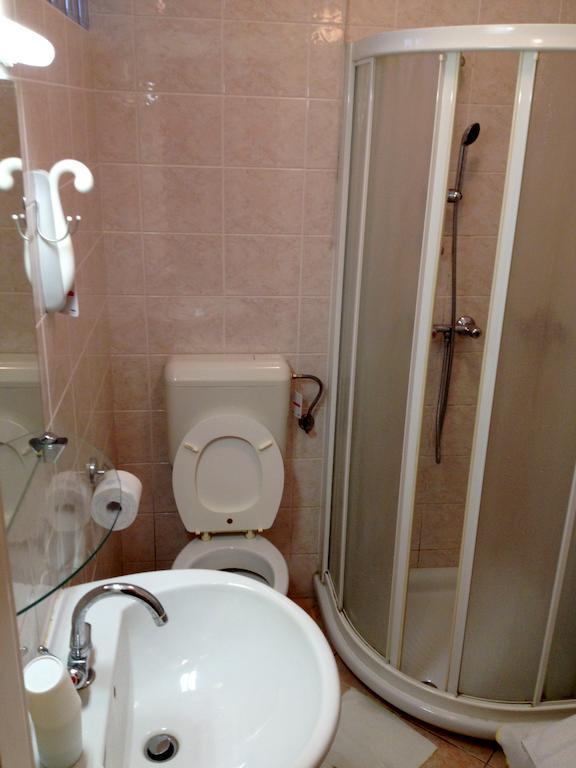 Tourist Rooms Sajovic Postojna Chambre photo